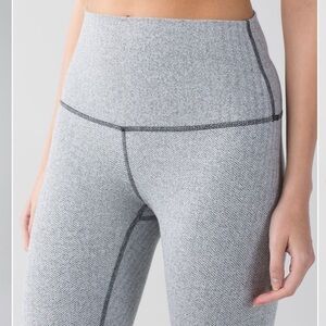 Lululemon Gray Wunder Under Herringbone High-Rise Yoga Leggings 4